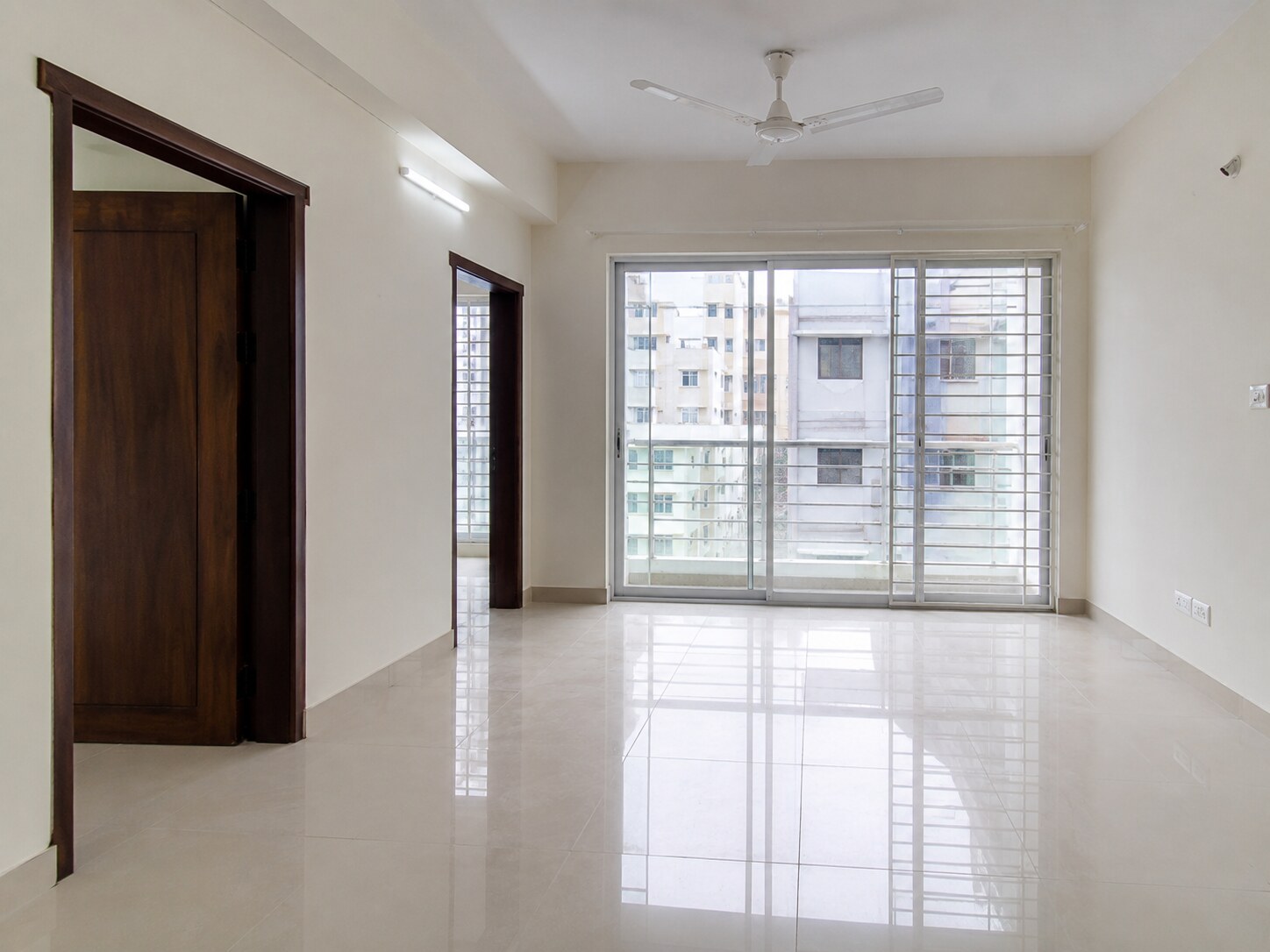 Efficient 3-Bed Corner Apartment in Adabor, Dhaka