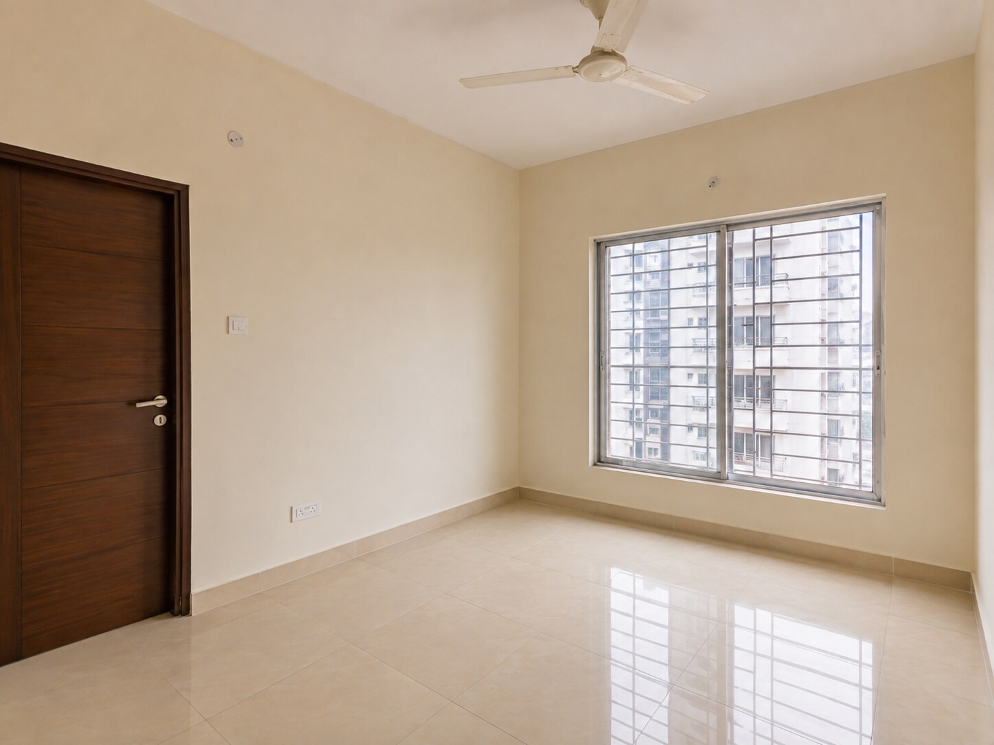 Compact Ready 3-Bed Apartment in Shewrapara, Dhaka